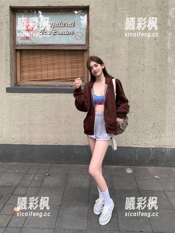 17c黑料导航界面大升级，分享你的八卦故事吧！