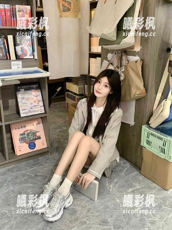 51吃瓜网址在线更新，带你第一时间了解吃瓜趣事