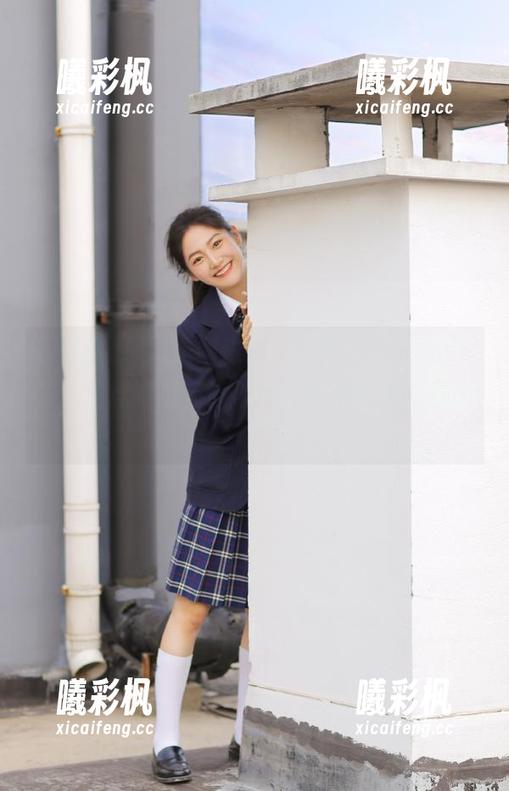 追踪热点，尽在“52吃瓜网”：最佳吃瓜资源与便捷线路等你来探索！