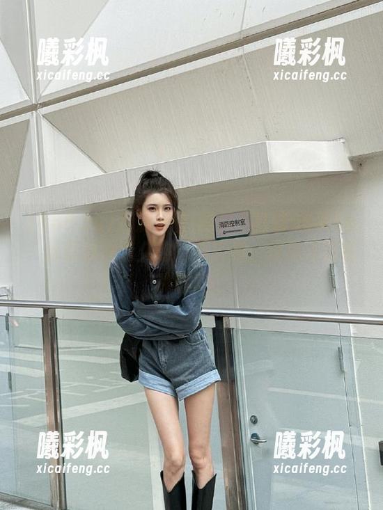 万篇长征-黑料不打烊668.su，给你提供永久的吃瓜乐趣，轻松获取各种爆料！