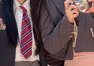 女孩们，观看黑料66吃瓜，感受那些娱乐圈的惊天黑料吧！