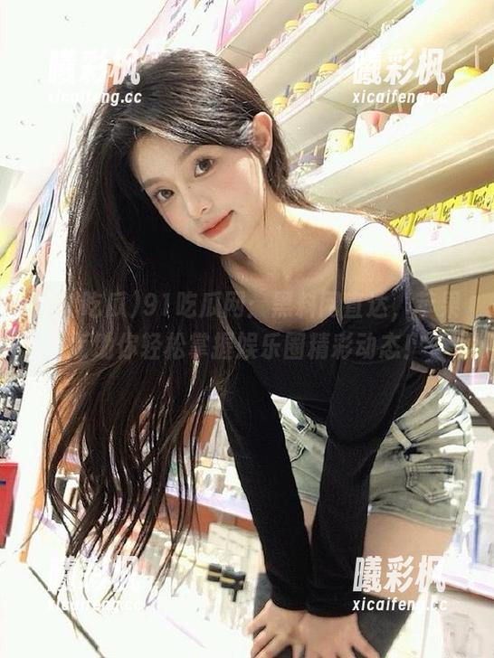 91吃瓜网：黑料网直达，苹果版助你轻松掌握娱乐圈精彩动态！