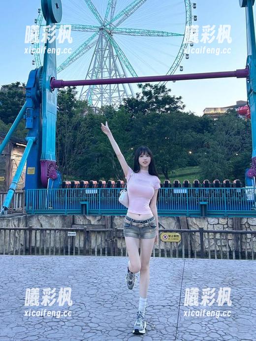 今日吃瓜91吃瓜中心，分享最新的吃瓜线路，让你不错过任何娱乐八卦。