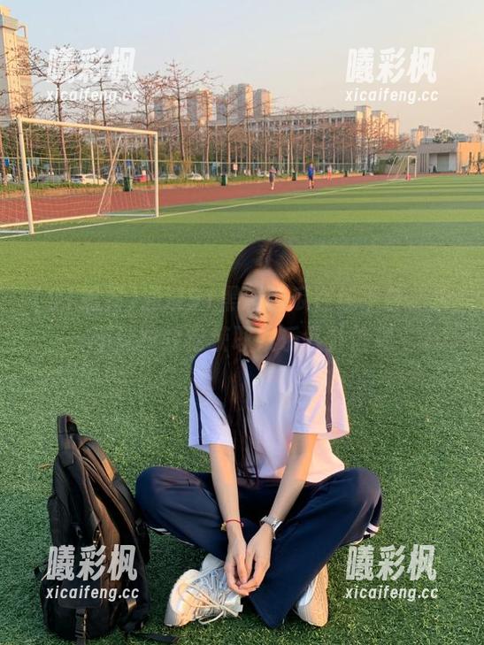 通过91黑料吃瓜在线平台，永不迷路轻松获取娱乐八卦信息