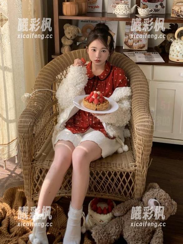 在https冫丿丿51cg.world上观看各种吃瓜趣事，让你的生活充满乐趣