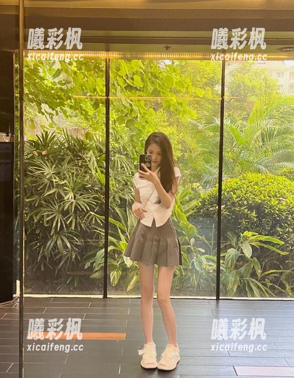 https冫丿丿51cg 不可不知的吃瓜秘事,赶紧下载https冫丿丿51cg.world,成为明星新闻的第一手掌握者!