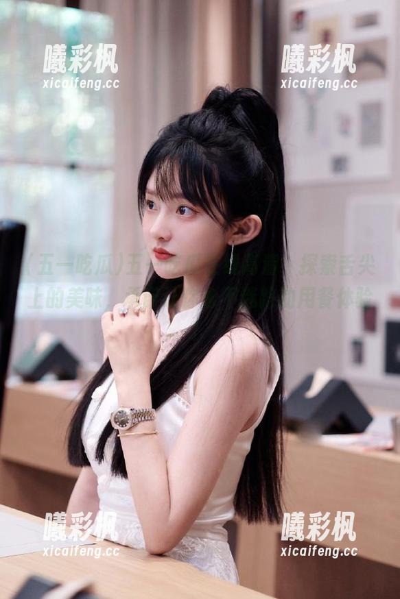 五一吃瓜在线高清，探索舌尖上的美味，承诺让你永不迷路的用餐体验！