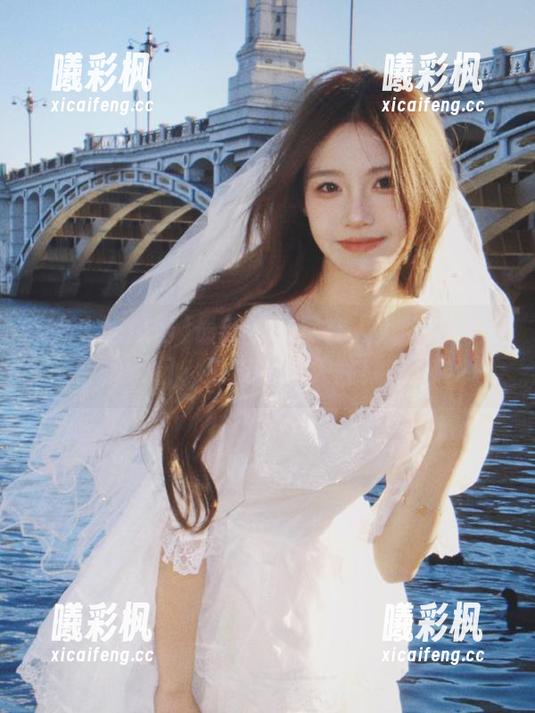 最新热点尽在人人吃瓜网入口，瓜友速来入驻！