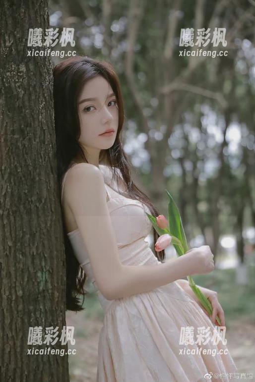 冲哥黑料发布消息，冲哥精选森林玩偶成为新一代热议焦点！