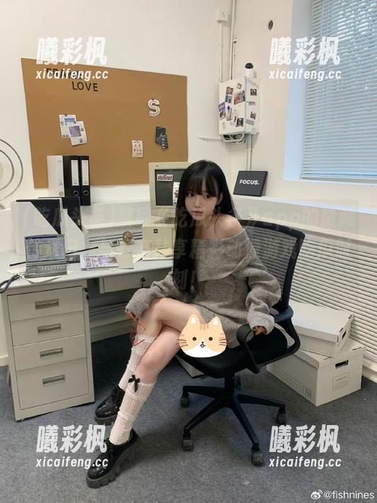解锁《吃瓜头条》app的隐藏传送门，与好友共享精彩动漫游戏吃瓜时刻！