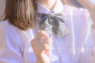留学生pdf吃瓜网站最新更新：吃瓜群众热议留学生活中的搞笑事