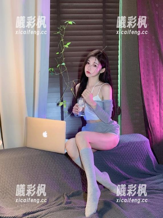 免费吃瓜网站黑料发布，见证动漫游戏世界中的奇闻异事与内幕！