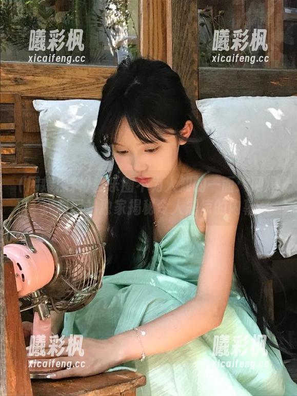 娱乐圈不为人知的一面：网爆黑料网站独家揭秘令人震惊的内幕