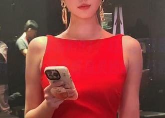 下载黑料91，轻松获取最新娱圈黑料，让你做个信息灵通的吃瓜群众！