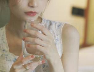 想追热点就看黑料不打烊xgg.su网站地址，更新及时观看无忧