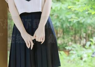 下载精彩不断，“黑料不打烊”在线打卡，做个吃瓜达人！