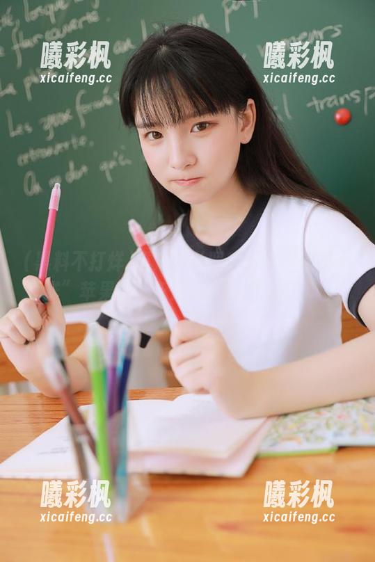 喜欢八卦吗？下载“黑料不打烊”苹果版，永远不打烊的吃瓜网站！