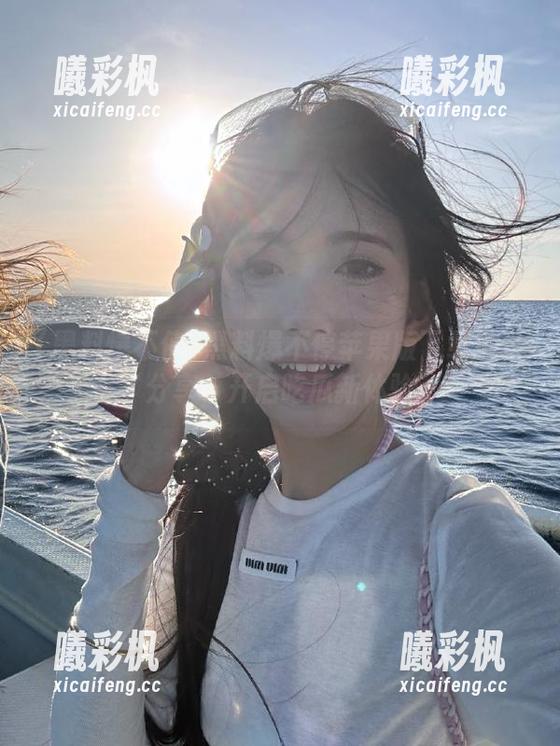 黑料爆不停苹果版下载地址分享，开启吃瓜新体验