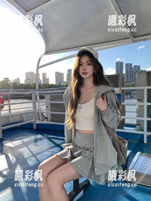 黑料社下载，官网直达，一键获取最热动漫游戏黑料信息！
