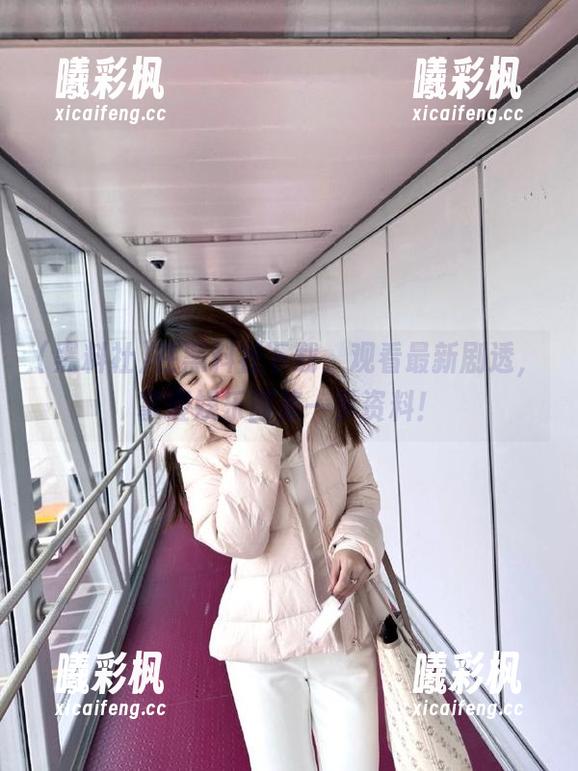 在黑料社下载，观看最新剧透，掌握娱乐圈第一手资料！
