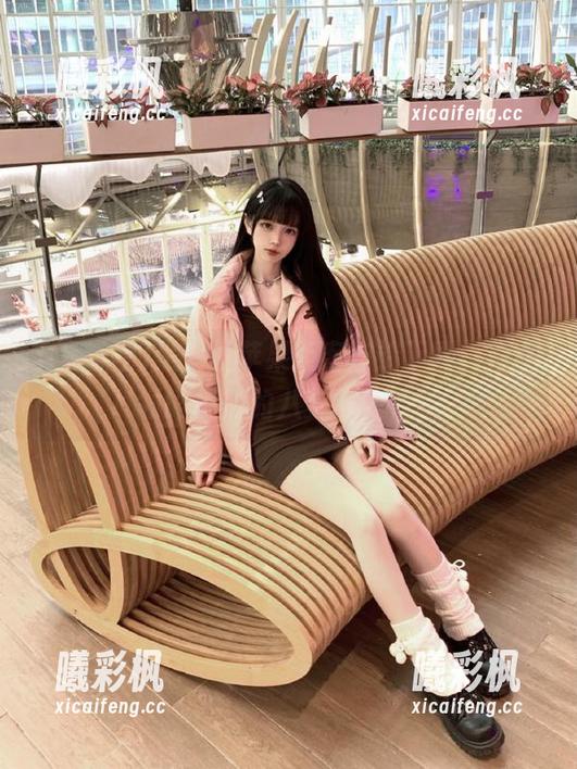 黑料社苹果版客户端下载，带你领略最热的八卦与内幕！