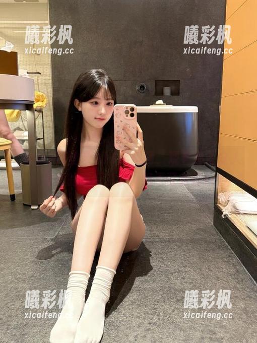 黑料网 登录911黑料网,观看那些令人捧腹的吃瓜八卦,绝不可错过!