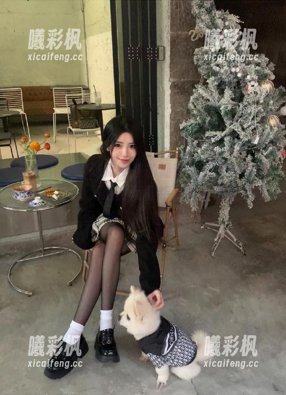 吃瓜女孩的福音！“黑料网曝吃瓜导航”不断更新最新八卦，地址在这里，快来一起嗨聊！